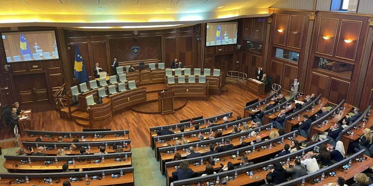 Seanca konstituive e Kuvendit u ndëpre, nuk u zgjodh nënkryetari nga komunitetit serb