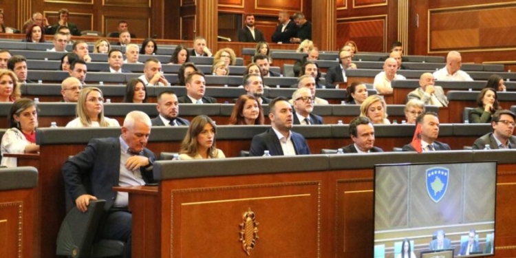 Murati nuk i merr votat për kryetar të Kuvendit, propozohet Arberie Nagavci