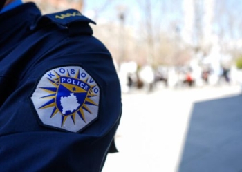 Rrahje masive në Kllokot, lëndohen dy policë jashtë detyrës