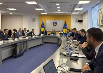 Kosova heq tarifën 10 për qind ndaj produkteve amerikane, Kurti: Hyjnë në Kosovë me zero tarifë doganore