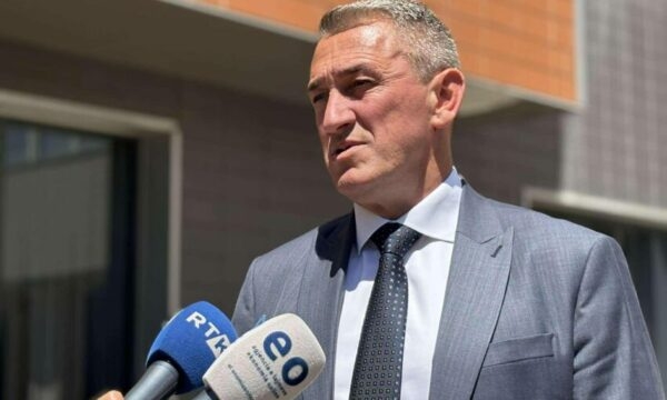 Rashiqi “nuk e di” se a do ta kishte njohur Kosovën po të ishte president i Serbisë