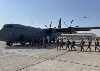 SHBA i sjell ushtarët armenë në Kosovë me aeroplan ushtarak amerikan