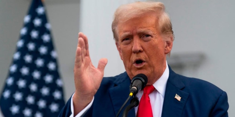 Trump paralajmëron marrëveshje me “shkëmbime territoresh” për t’i dhënë fund luftës në Ukrainë