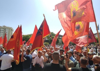 SBASHK-u i bashkohet protestës kundër Gjykatës Speciale