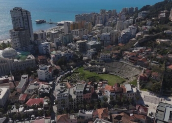 Shtrenjtimi i apartamenteve nga Durrësi në Vlorë, s’pritet hyrja në fuqi e referencave të reja