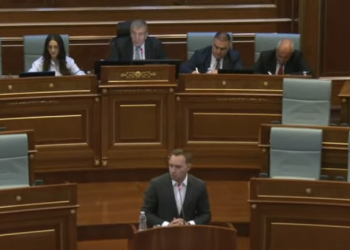 Edhe pas vendimit të Kushtetueses LDK-ja s’ndërron qëndrim, Zogaj: S’kemi votë për VV-në