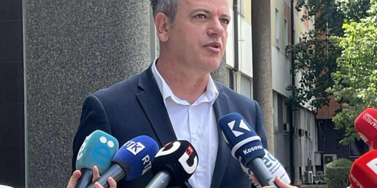 Arben Gashi votoi pro Dimal Bashës: Ma ka kërkuar votën
