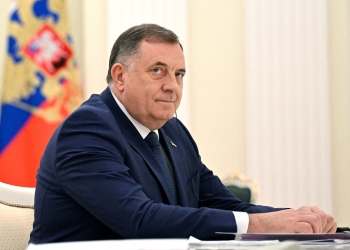 Dodik refuzon vendimin e gjykatës: Nuk largohem, jam presidenti i Republikës Serbe