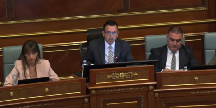 Kuvendi nuk e zgjedh nënkryetarin serb, Basha e shpall të mbyllur seancën konstituive
