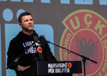 Krasniqi falënderon qytetarët për protestën masive kundër padrejtësive në Hagë