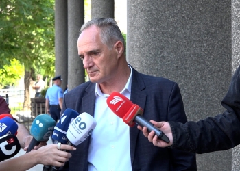 Hasani: VV po propozon kandidatë anti-UÇK, Kurti po e mat lëkurën e secilit deputet