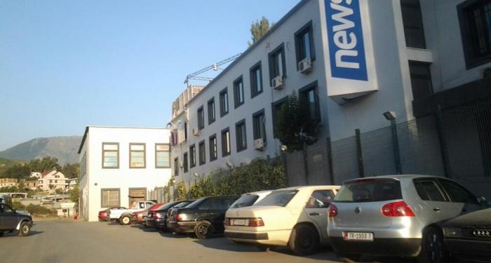 Thirrje partnerëve ndërkombëtarë: Veproni tani për të mbrojtur median e pavarur në Shqipëri!