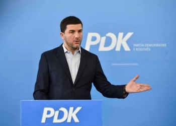 Krasniqi për thirrjet ekstremiste në Kumanovë: Heshtja e Mickoskit miratim, Kurti kontriuboi për këtë klimë