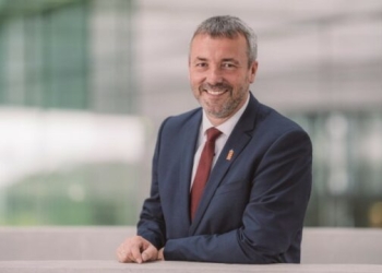 Sekretari Parlamentar gjerman sot fillon vizitën Kosovën