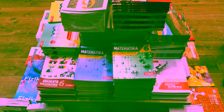 Ekzekutohen pagesat për tekste shkollore për mbi 120 mijë aplikues