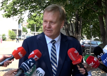 Dialogu Kosovë – Serbi tash “në këmbë të veta” dhe “zbatimi më urgjent se kurrë”, Sorensen jep porositë pas vizitës