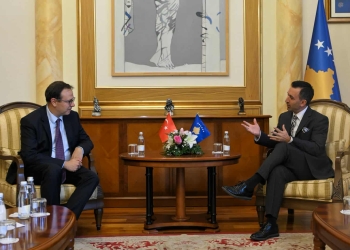 Basha takohet me ambasadorin e Turqisë, e njoftoi për zhvillimet e fundit në Kuvend