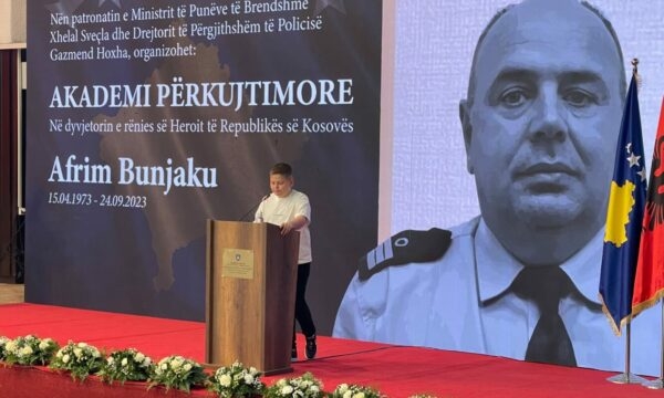 Djali i Afrim Bunjakut: E kujtoj buzëqeshjen dhe fjalët e tij, nuk ishte vetëm babai im por i gjithë Kosovës
