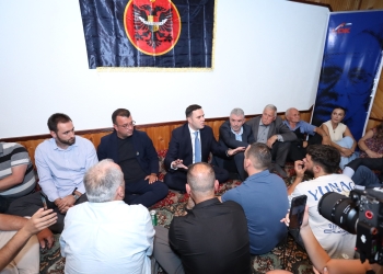 Abdixhiku dhe Ferati mirëpriten në odë, “Istogu, bastion i pathyeshëm i LDK-së”