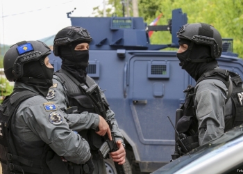 Raportohet se katër policë të Njësisë Speciale suspendohen se bënë shaka me Dimal Bashën