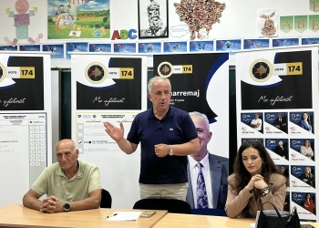 Bali Muharremaj takim me qytetarët e Dobërdelanit