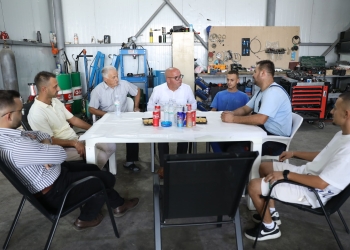 Smajl Latifi viziton kompaninë “Verlind Trans” në Rahovec