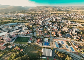 Bali Muharremaj publikon foto të qytetit: Shumë vullnet dhe energji nga Suhareka