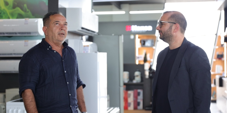 Ismajli takime “njëri pas tjetrit”: Do të jemi krah i çdo biznesi