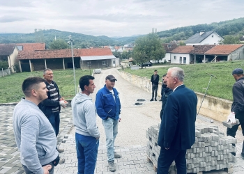 Bali Muharremaj: Po Vazhdojmë me Rregullimin e Rrugëve Lokale në Reqan