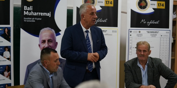 Muharremaj takim në Nëpërbisht: Fshati që gjithmonë ka qenë krah nismave të mëdha