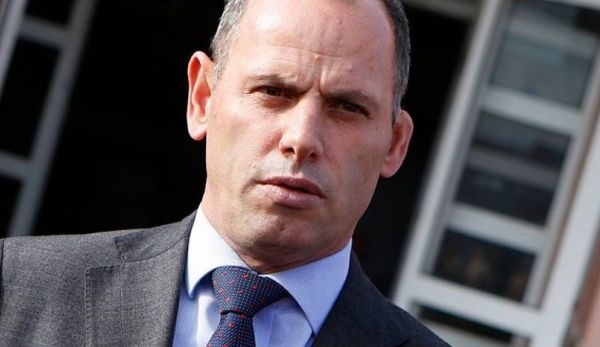 Ramiz Lladrovci thërret konferencë për media