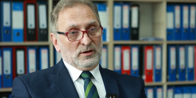 Ish-ambasadori Prenkaj: Bislimi shkoi sot në Bruksel pa përgjegjësi dhe legjitimitet për ndonjë vendim