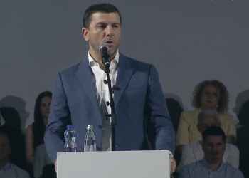 Krasniqi: Presim fitore në shumicën e komunave, por edhe të drejtësisë në Hagë për Thaçin e të tjerët