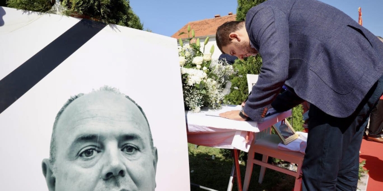 Vrasja e Afrim Bunjakut, Krasniqi: Kriminelët e paprekur në Serbi, duhet të përgjigjen përpara ligjit