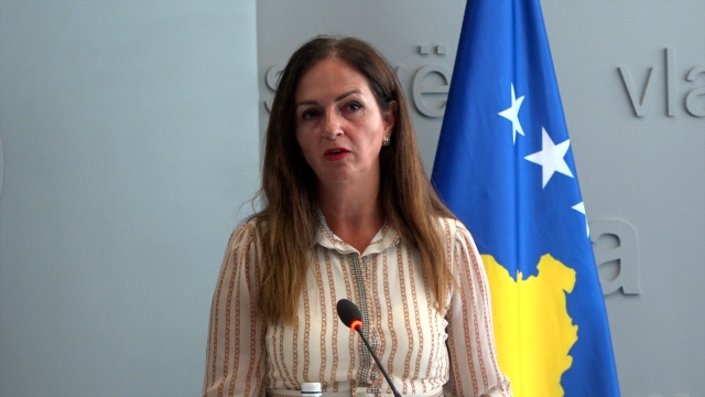 Nagavci: 80 euro janë të mjaftueshme për blerjen e librave