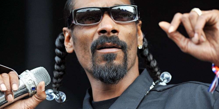“Kërkimfalja” e Snoop Doggut për komentet mbi filmin “Lightyear” rezulton e rreme