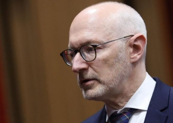 Ambasadori francez: Kushtetuesja institucion i respektueshëm jashtë Kosovës, respektojeni edhe ju
