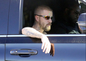 Justin Bieber shfaqet me një pamje të re