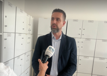 Shahini pas protestës së nxënësve: Shkolla nuk ekziston pa fëmijë, nesër takim për zgjidhje përfundimtare