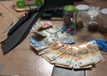 Aksion Antimafia në Itali e Shqipëri: Shkatërrohet grupi i narkotrafikantëve, i tradhtoi gjurma e gishtit