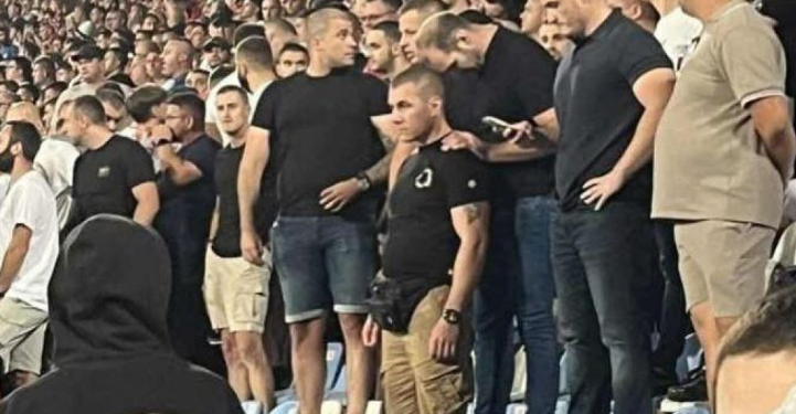 Të kërkuarit për sulmin në Banjskë, të pranishëm në ndeshjen Serbi-Angli
