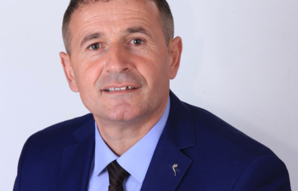 Sokol Halili gjobitet nga PZAP me 1500 euro pasi krahasoi Sami Lushtakun me Radojiçiqin
