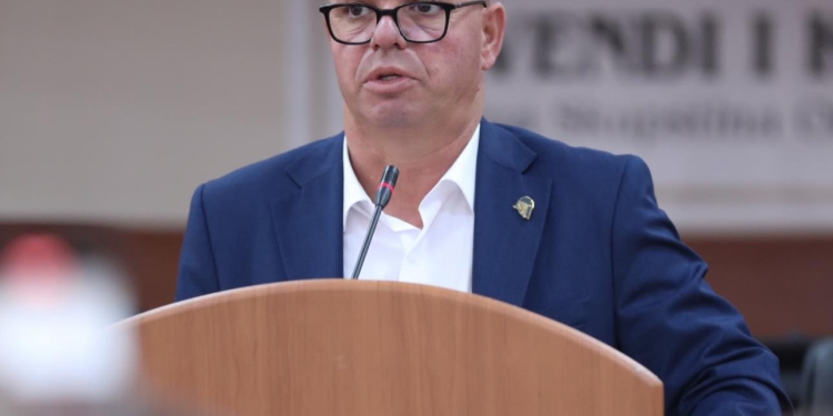 Smajl Latifi: Profesori dhe shkrimtari Miftar Kryeziu mbetet pjesë e kujtesës sonë kolektive