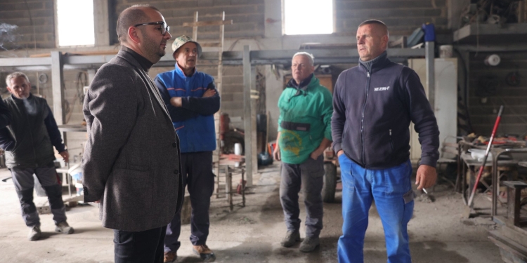 “Gjilani ka forcën e zhvillimit brenda vetes”, Arbër Ismajli vazhdon takimet me bizneset