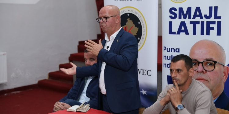 Përkrahje e fuqishme për Smajl Latifin në Drenoc dhe Zatriq!