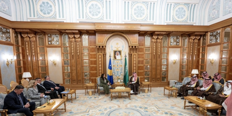 Osmani: Kosova synon epokë të re teknologjike në partneritet me Arabinë
