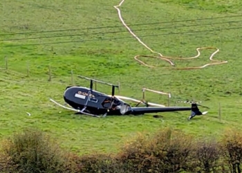 Rrëzohet helikopteri në Mbretërinë e Bashkuar, një i vdekur dhe 3 të plagosur