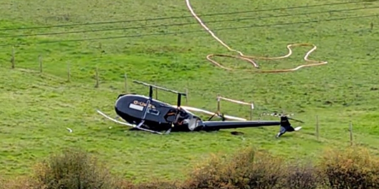 Rrëzohet helikopteri në Mbretërinë e Bashkuar, një i vdekur dhe 3 të plagosur