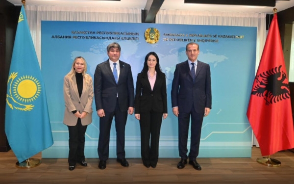 Kazakistani hap zyrtarisht ambasadën në Shqipëri