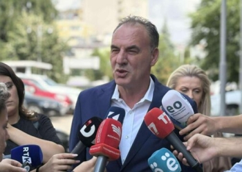 Limaj thotë se Basha duhet të japë dorëheqje: Hap i mirë reflektimi